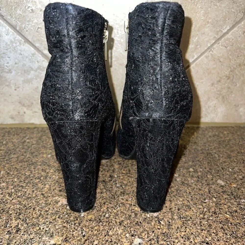 Diba Black Lace All Over Womens Ankle Bootie Gold Side Zip Size 9.5M
